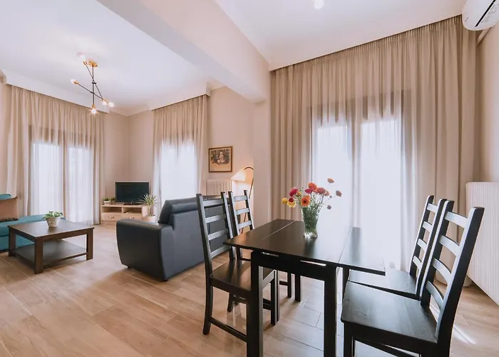 ιlektra's House Apartment *